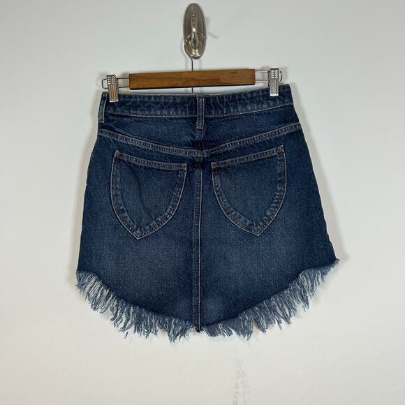 Free People We the Free Bailey Denim Mini Skirt. Size Waist 26 100% Cotton - Picture 5 of 11